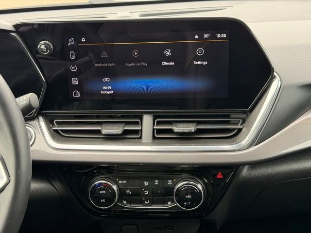 Used 2025 Chevrolet Trax ACTIV image 29
