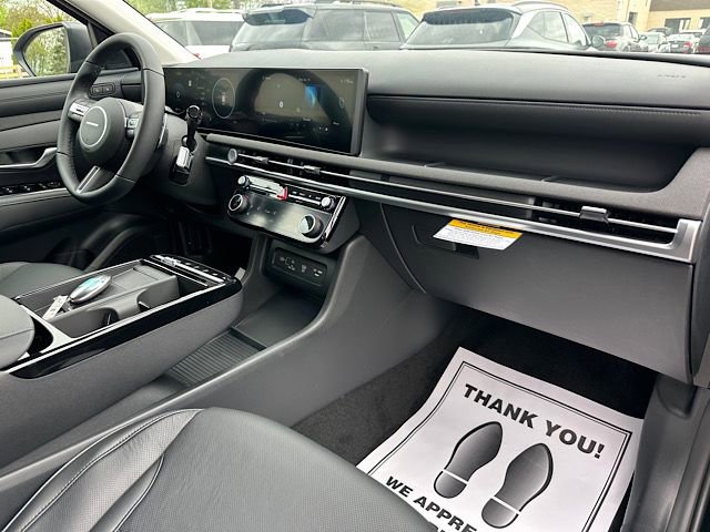 New 2026 Hyundai Tucson Limited FWD image 16