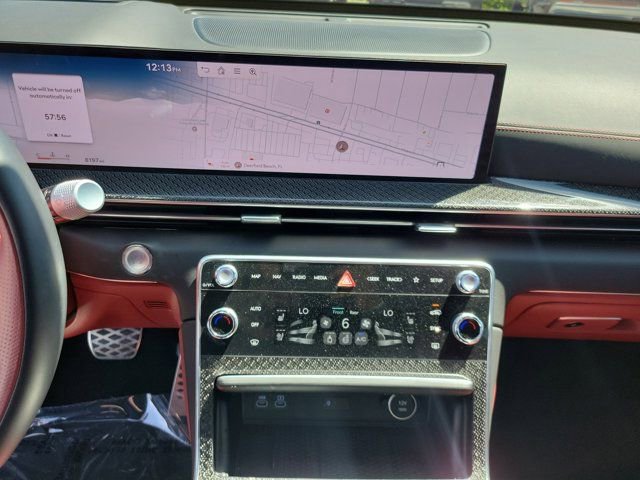 Used 2025 Genesis GV80 3.5T e-SC image 33