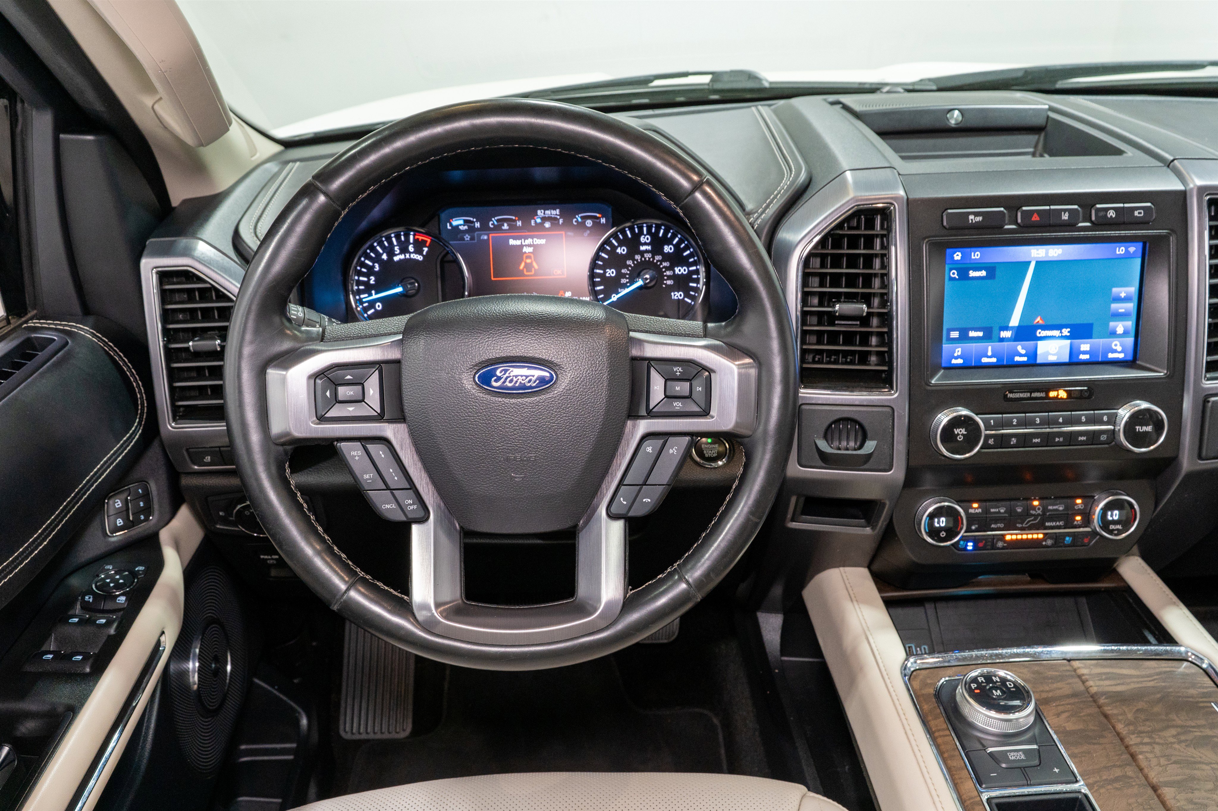 Used 2020 Ford Expedition Platinum image 12