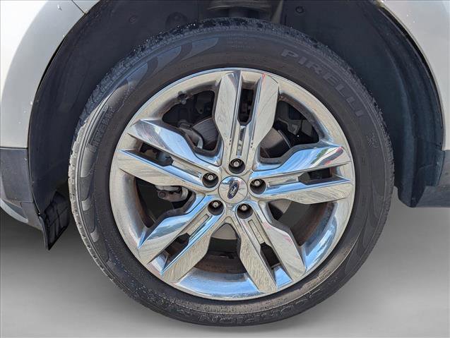 Used 2013 Ford Edge Limited FWD image 9