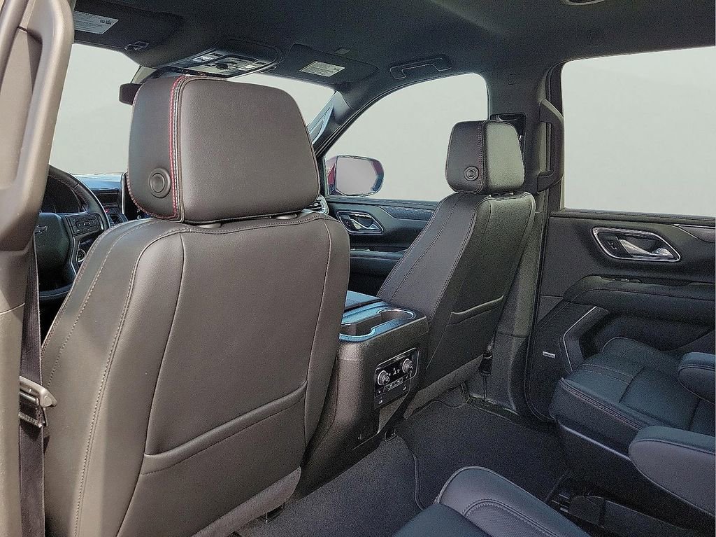 Used 2022 Chevrolet Tahoe RST w/ Luxury Package RWD image 12