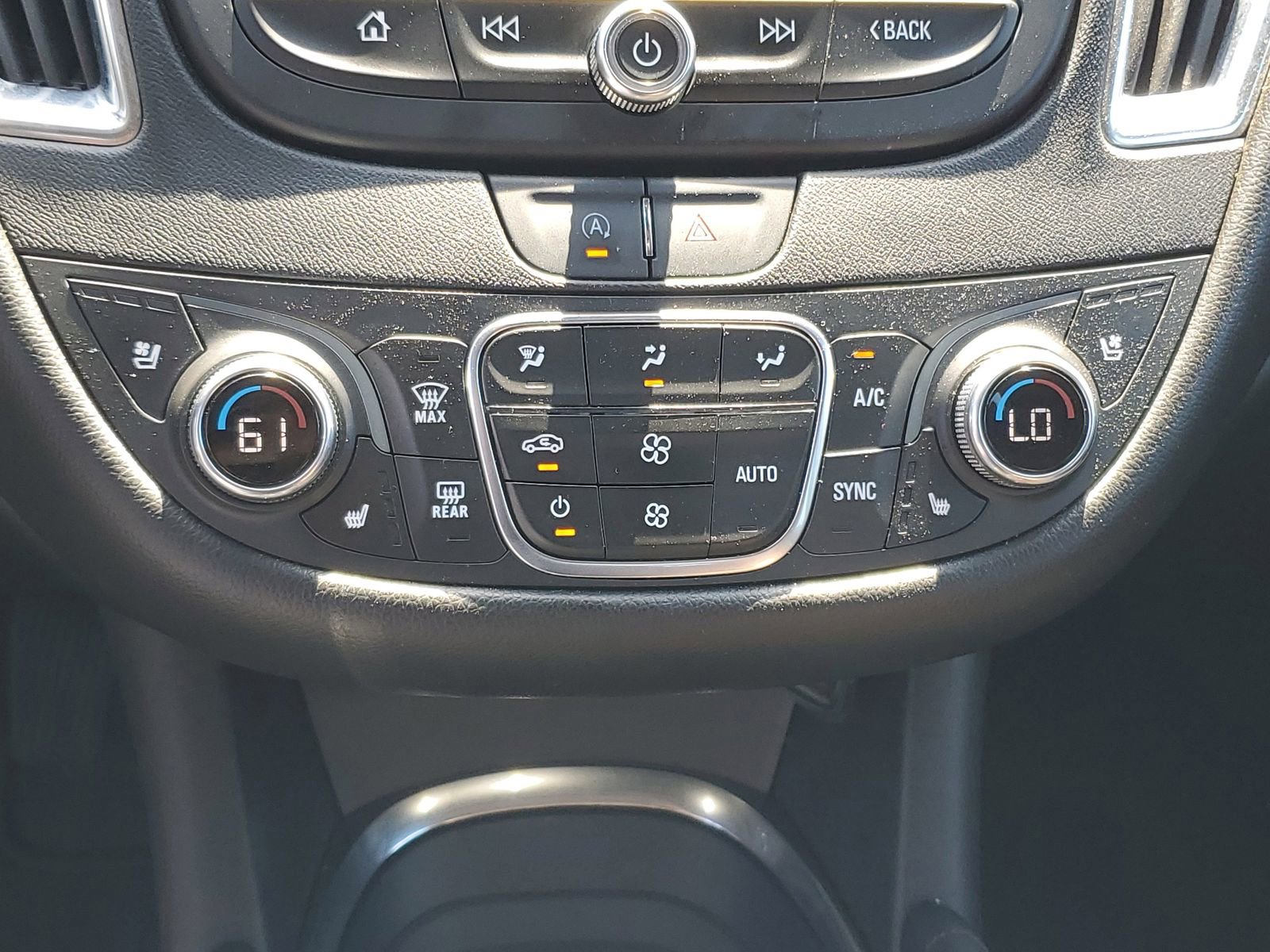 Used 2024 Chevrolet Malibu LT image 18