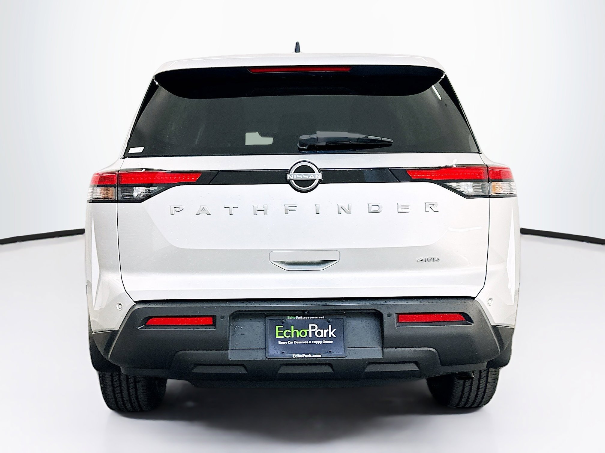 Used 2024 Nissan Pathfinder S image 7