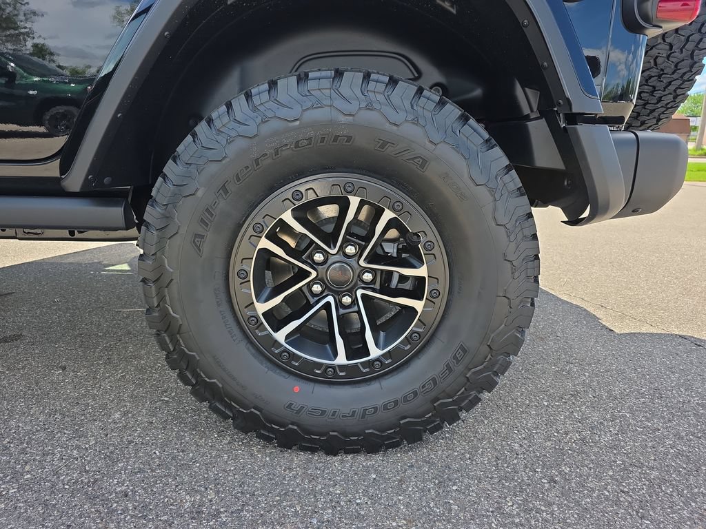 New 2026 Jeep Wrangler Unlimited Rubicon AWD/4WD image 32