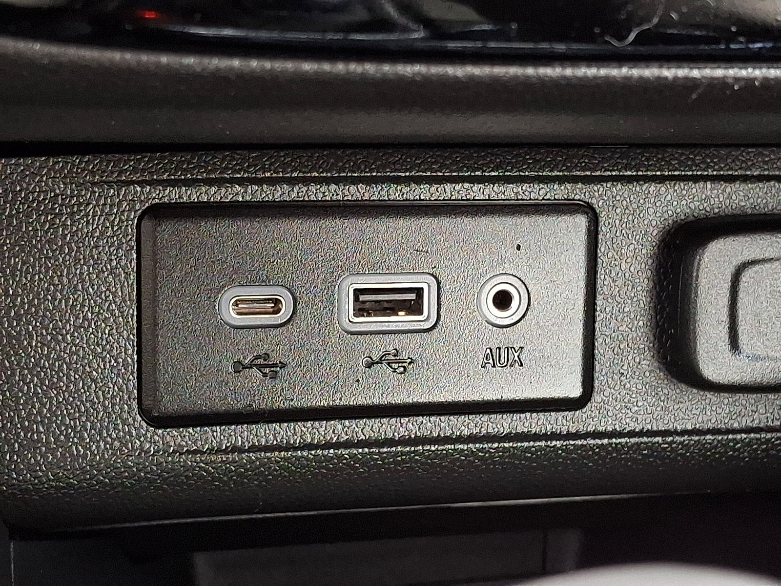 Certified 2023 Buick Encore GX Select image 24