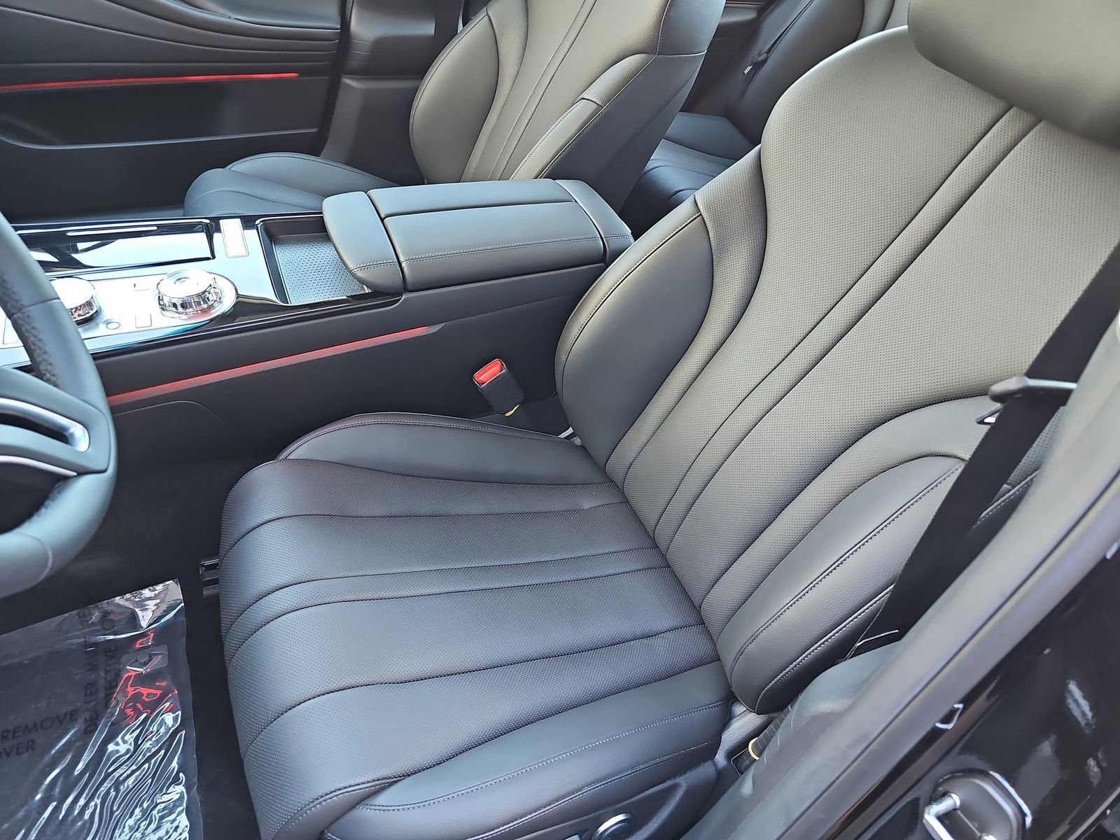 Certified 2026 Genesis G80 2.5T image 15