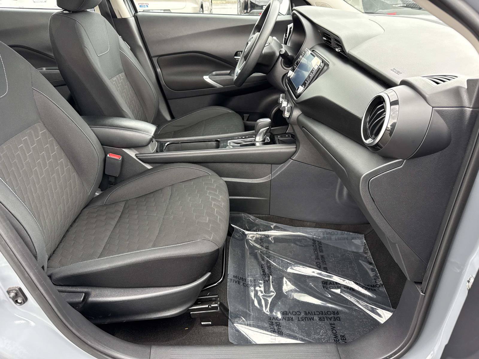 Used 2023 Nissan Kicks SV FWD image 25