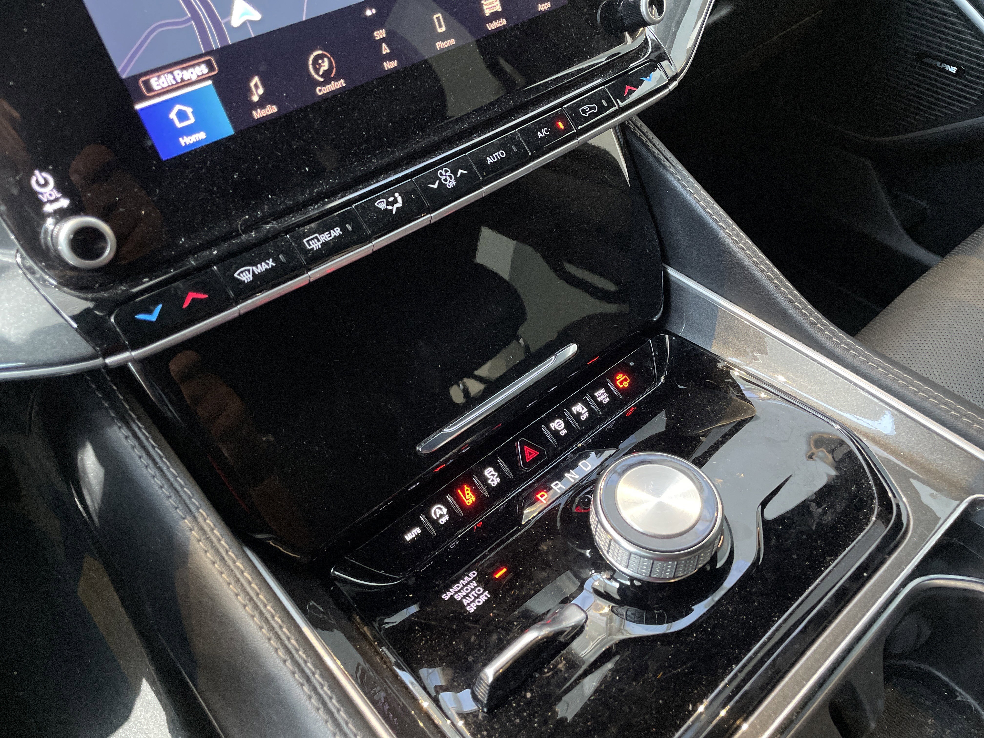 Used 2023 Jeep Wagoneer 4WD w/ Convenience Group I image 33