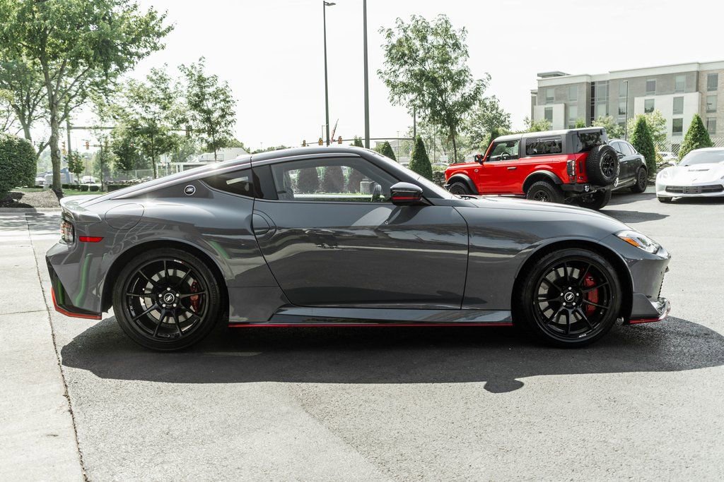 Used 2024 Nissan Z NISMO w/ Floor Mat Package RWD image 3
