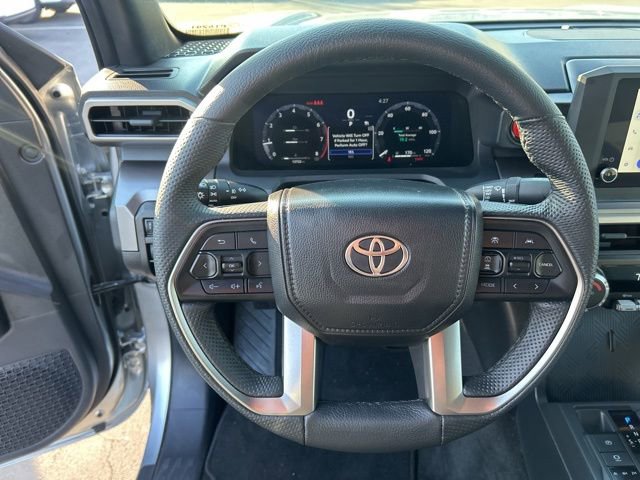 Used 2025 Toyota Tacoma TRD Off-Road image 18