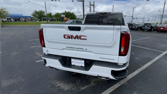 Used 2023 GMC Sierra 1500 Denali w/ Technology Package AWD/4WD image 9