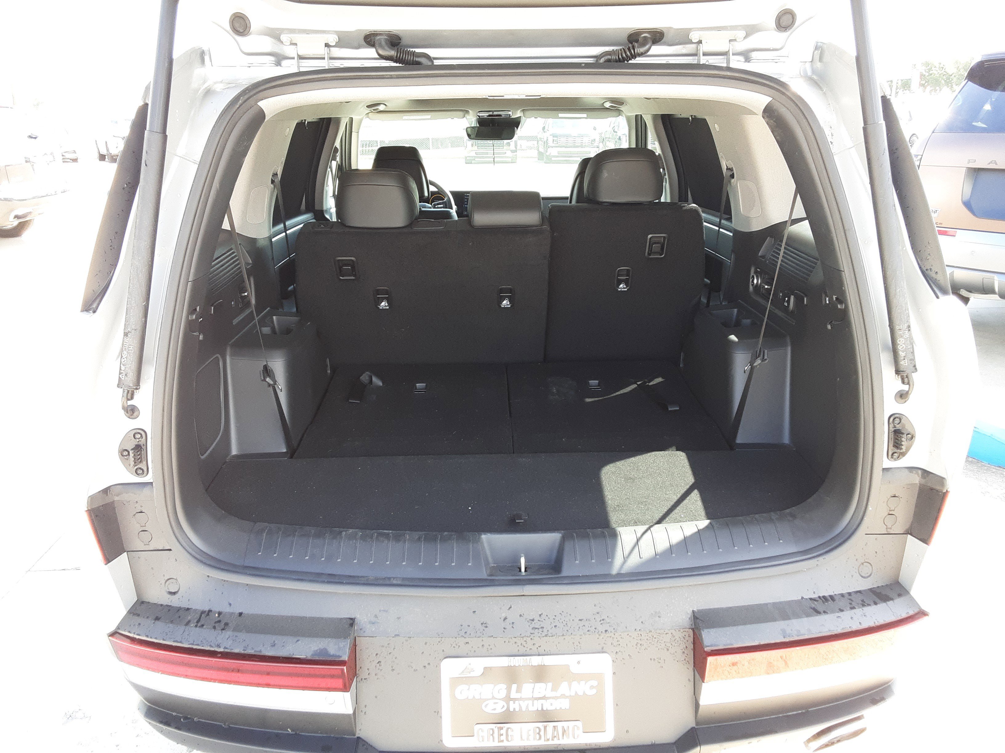 Used 2024 Hyundai Santa Fe Limited image 13