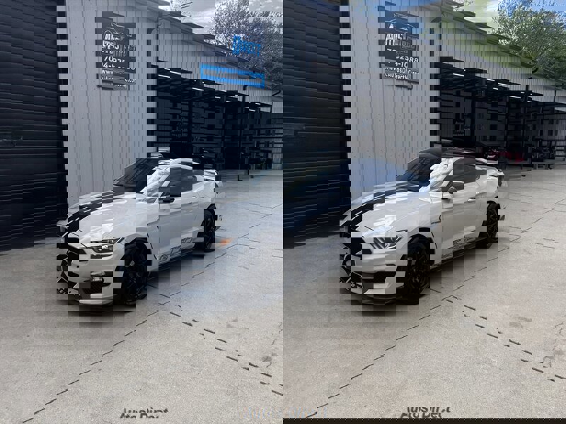 Used 2017 Ford Mustang Shelby GT350 w/ Electronics Package image 4