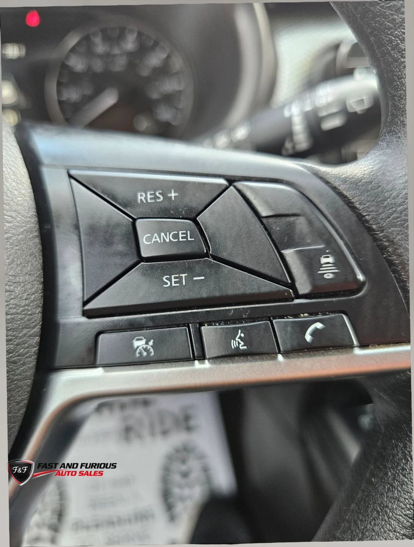Used 2022 Nissan Kicks SV FWD image 15