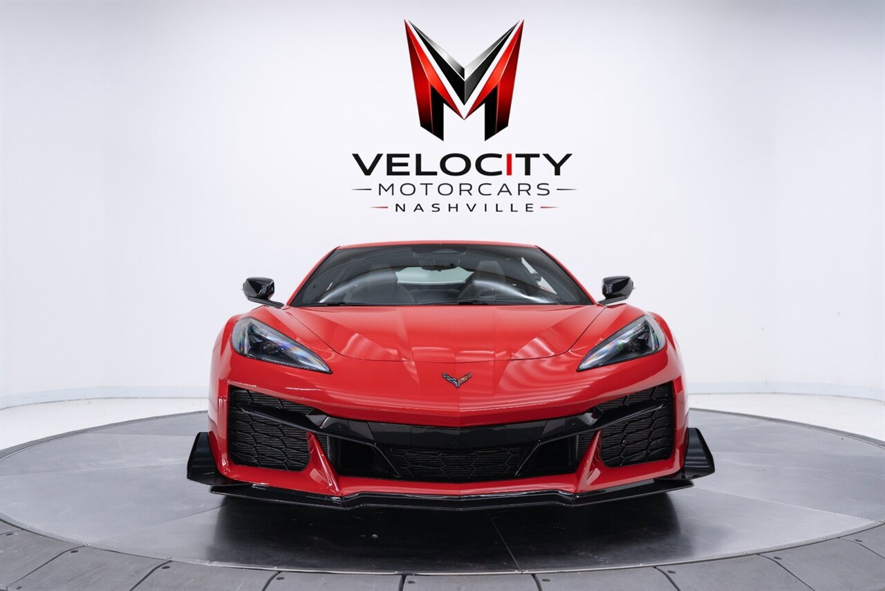 Used 2026 Chevrolet Corvette Z06 w/ Z07 Performance Package RWD image 18