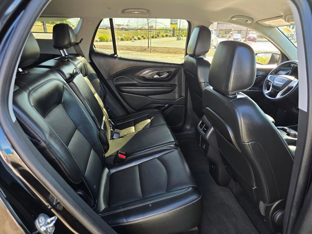 Used 2023 GMC Terrain SLT FWD image 13