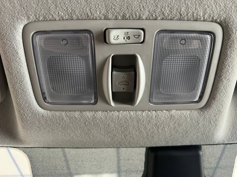 New 2026 Hyundai Venue SEL FWD image 28