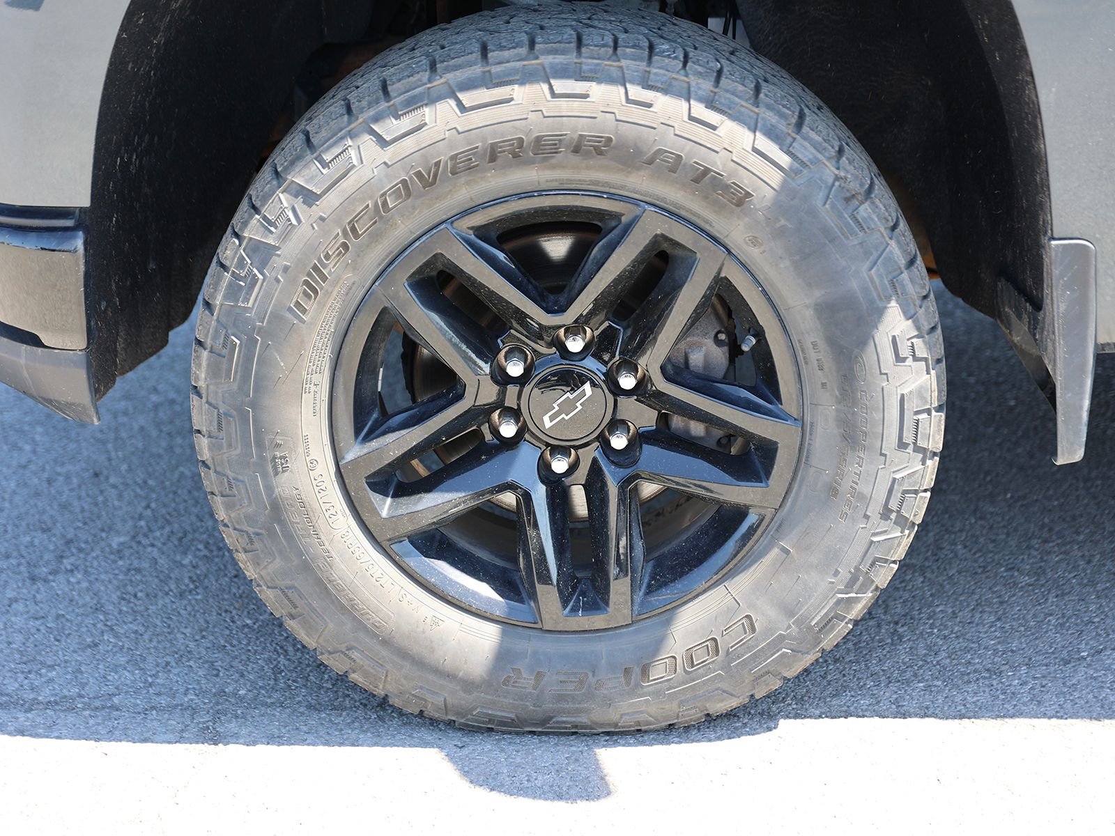 Used 2020 Chevrolet Silverado 1500 Custom Trail Boss w/ Custom Convenience Package AWD/4WD image 14