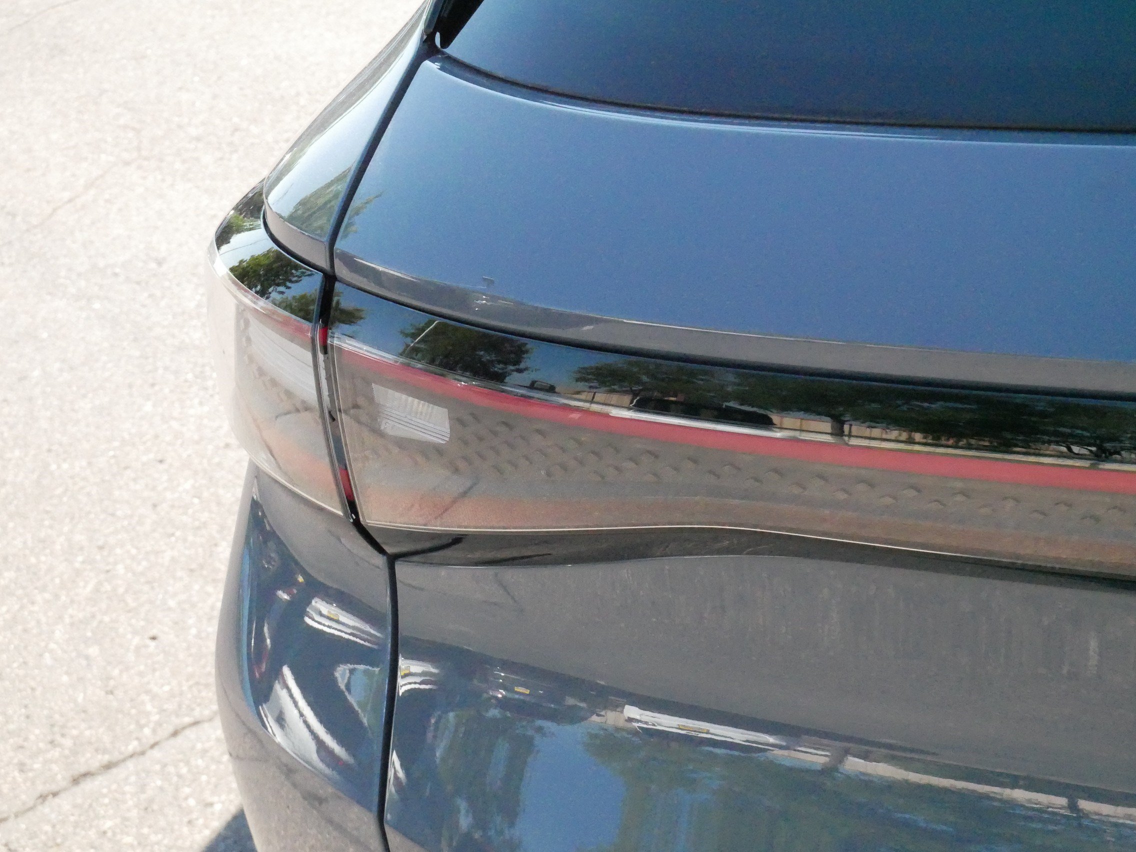Certified 2023 Volkswagen ID.4 Pro RWD image 17