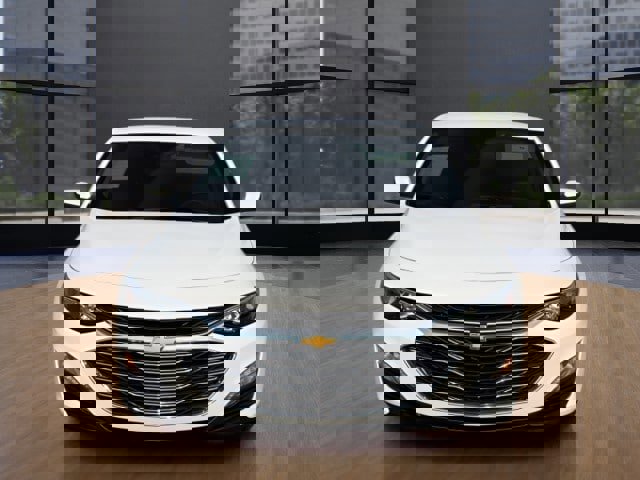 Used 2025 Chevrolet Malibu LT image 8