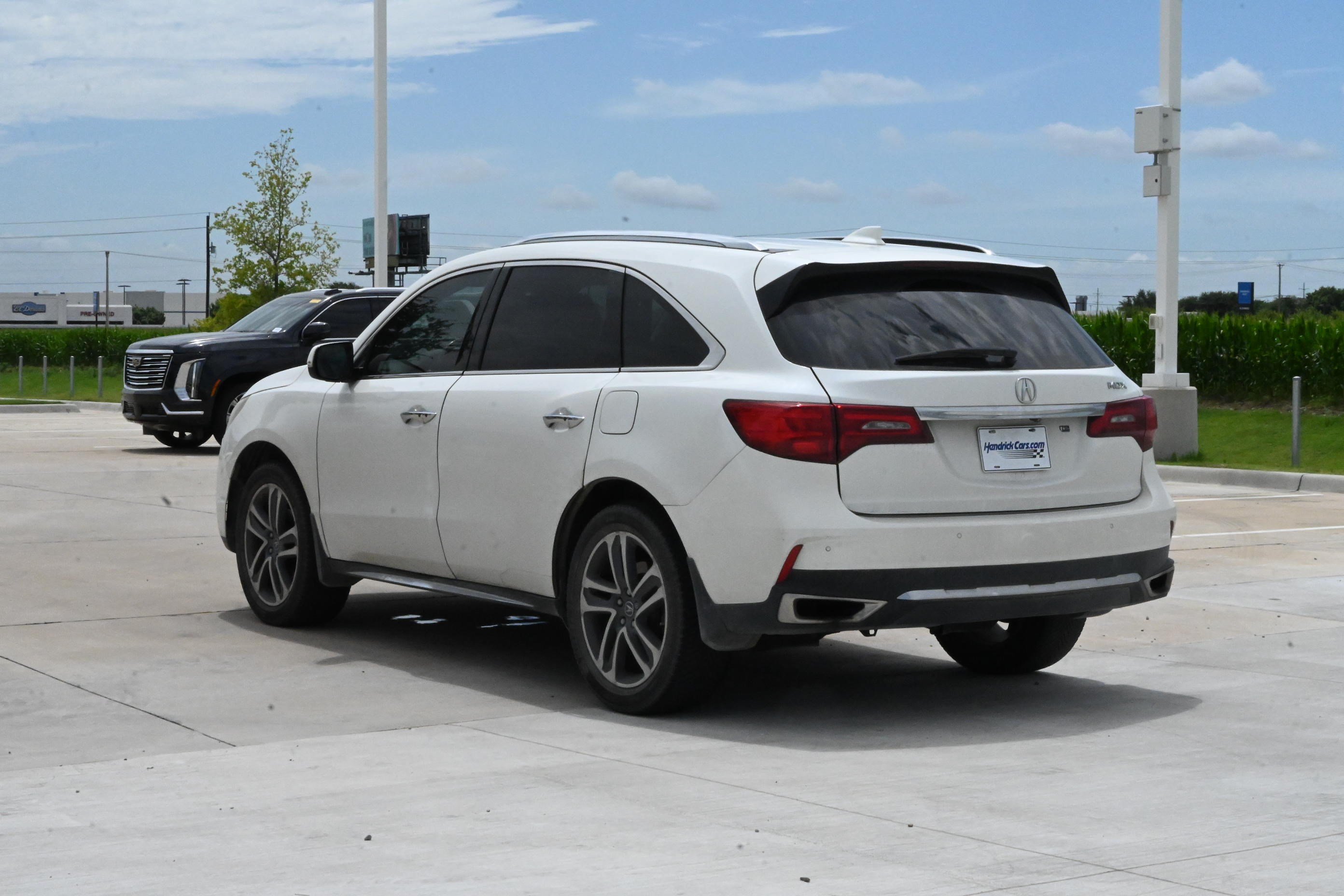Used 2018 Acura MDX w/ Advance & Entertainment Pac FWD image 7