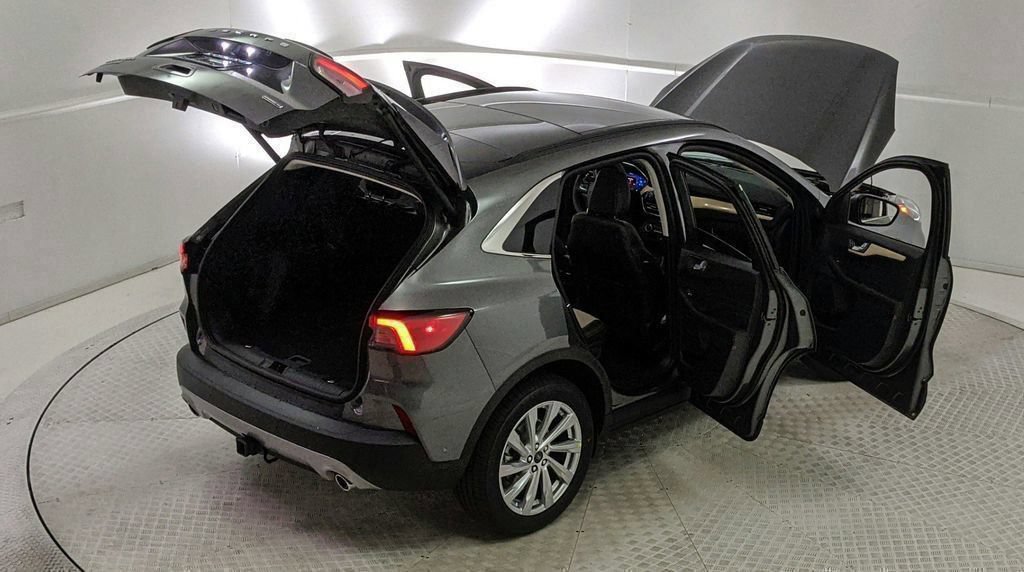 Used 2021 Ford Escape Titanium w/ Titanium Elite Package AWD/4WD image 65