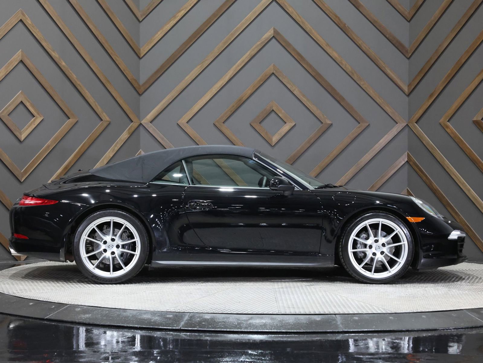 Used 2013 Porsche 911 Carrera image 5