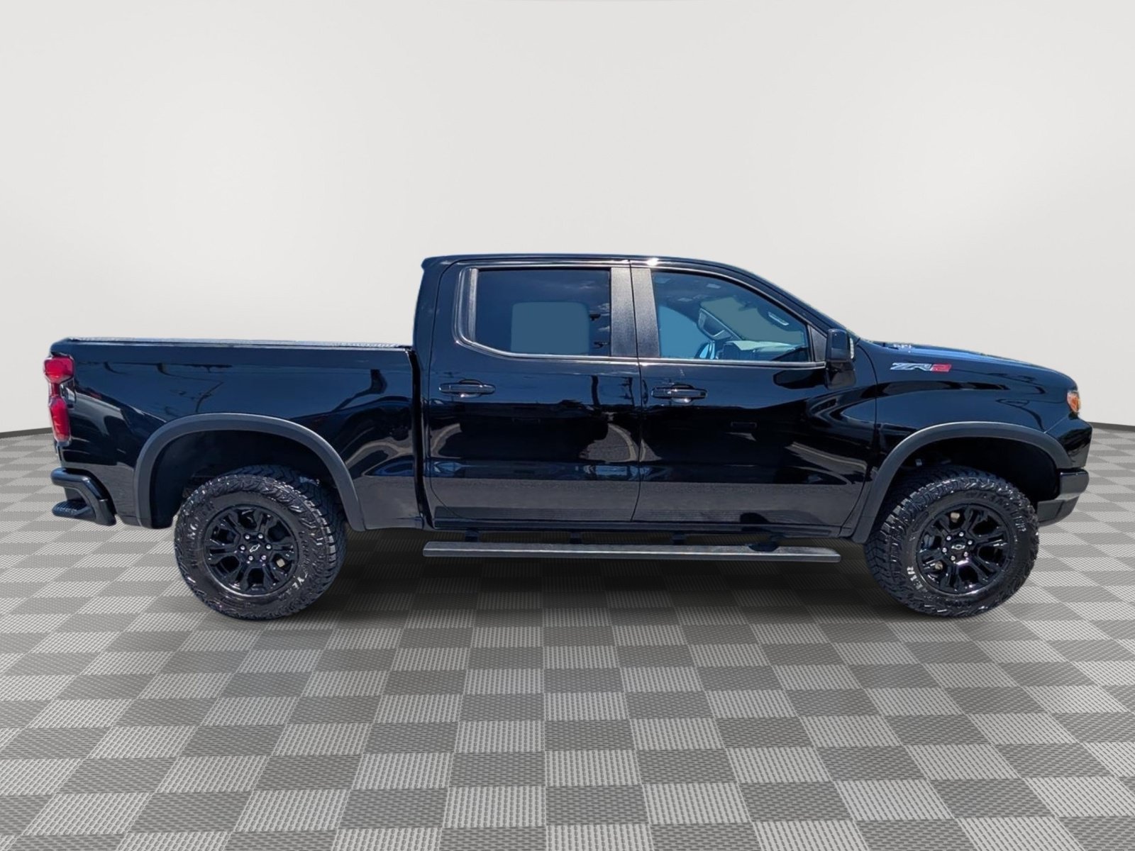 Used 2022 Chevrolet Silverado 1500 ZR2 w/ Technology Package AWD/4WD image 6
