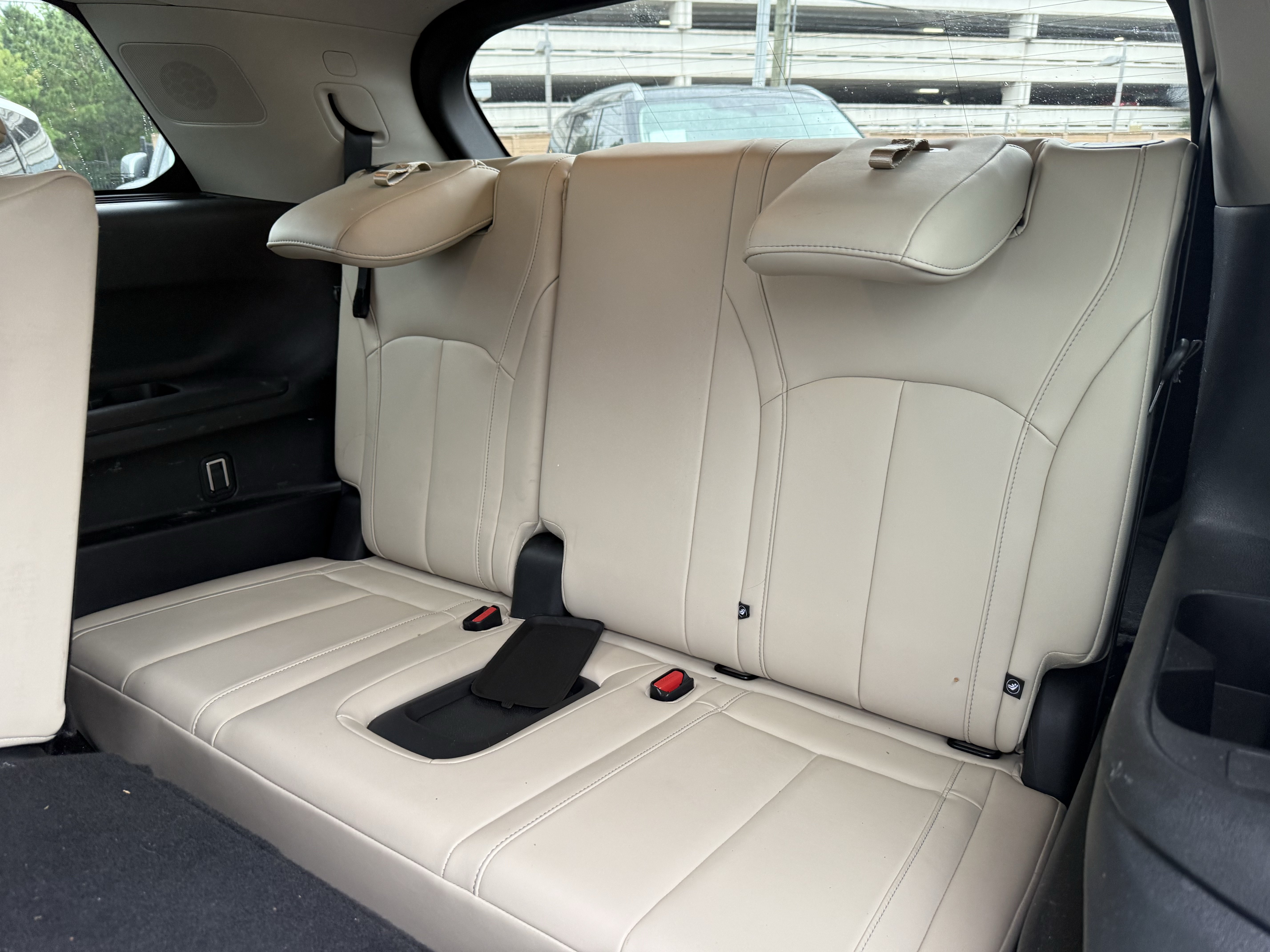 Used 2023 INFINITI QX60 Luxe w/ Cargo Package FWD image 16