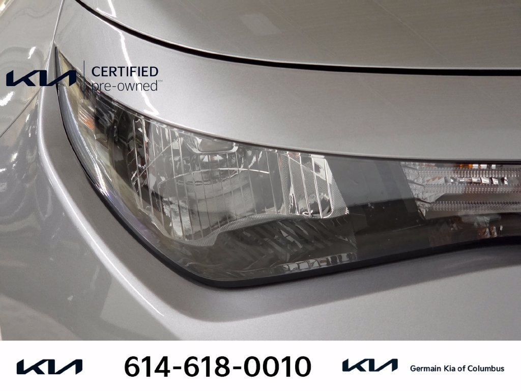 Certified 2025 Kia Soul LX w/ LX Technology Package FWD image 14