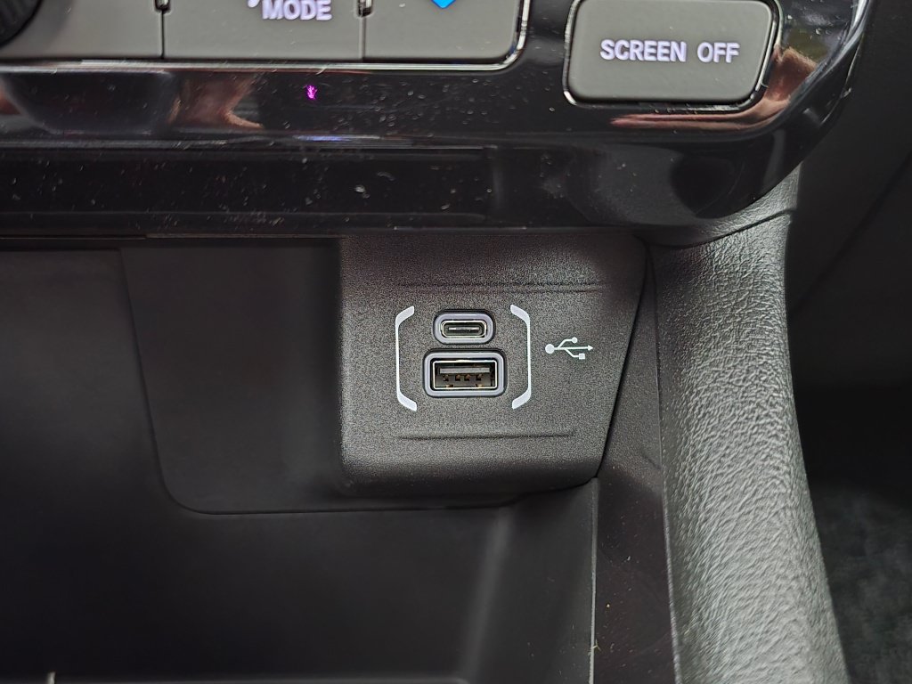New 2026 Jeep Compass Latitude AWD/4WD image 32