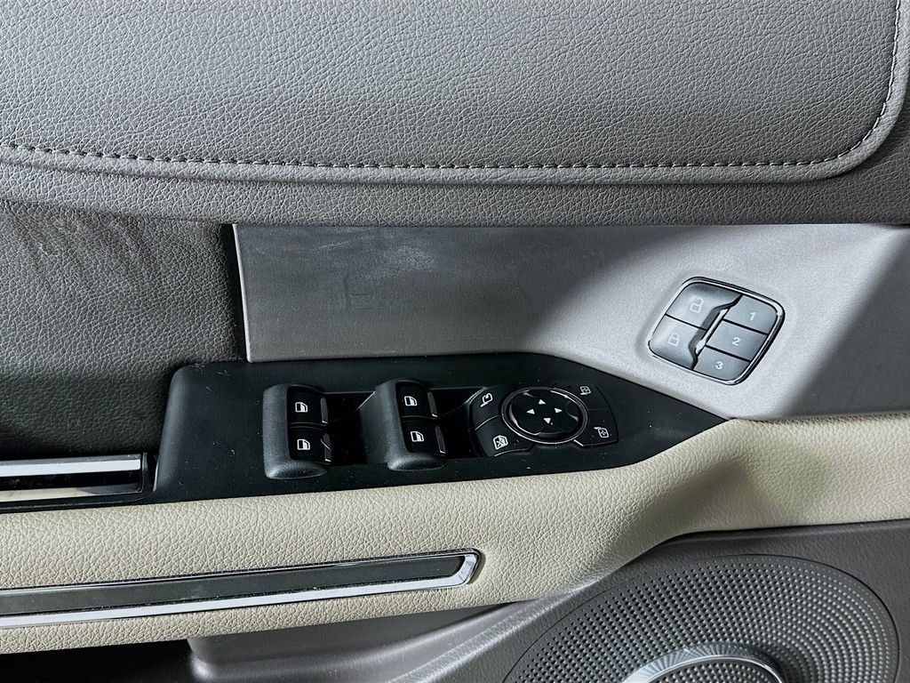 Used 2020 Ford Expedition XLT w/ Equipment Group 202A image 33