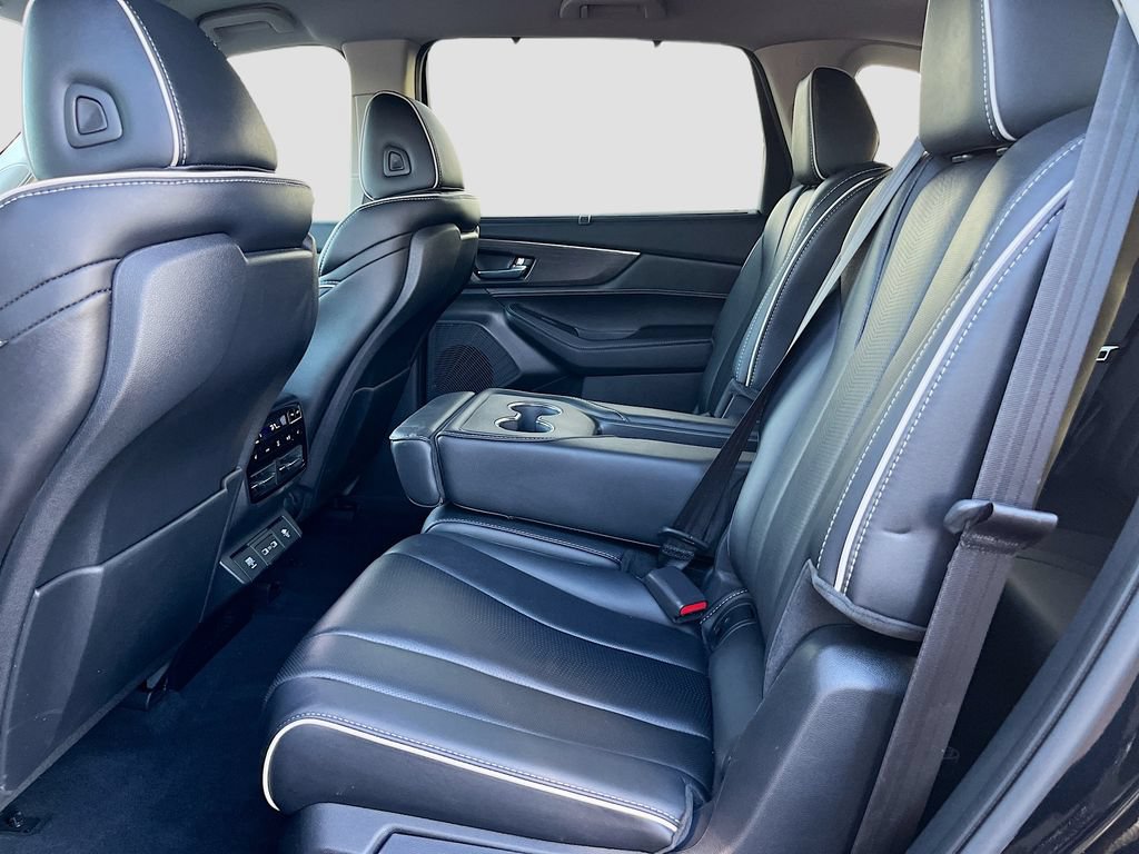 Used 2023 Acura MDX w/ Advance Package AWD/4WD image 26