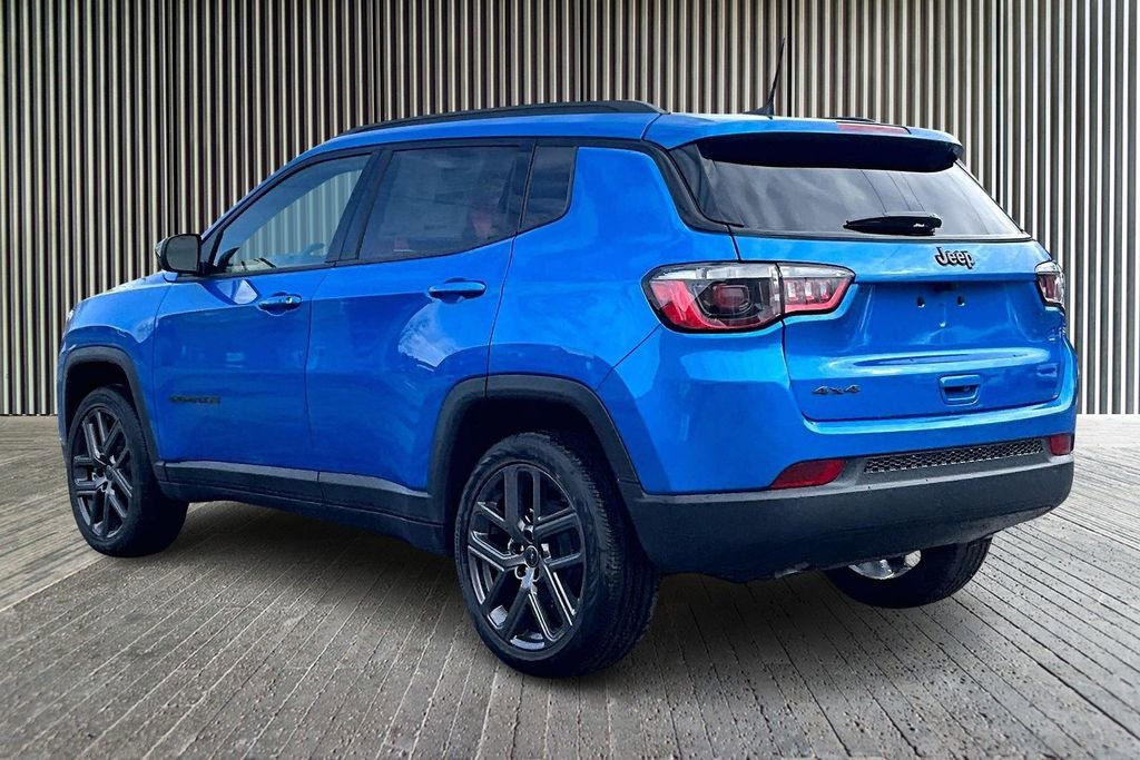 New 2026 Jeep Compass Latitude w/ Sun and Sound Group image 3