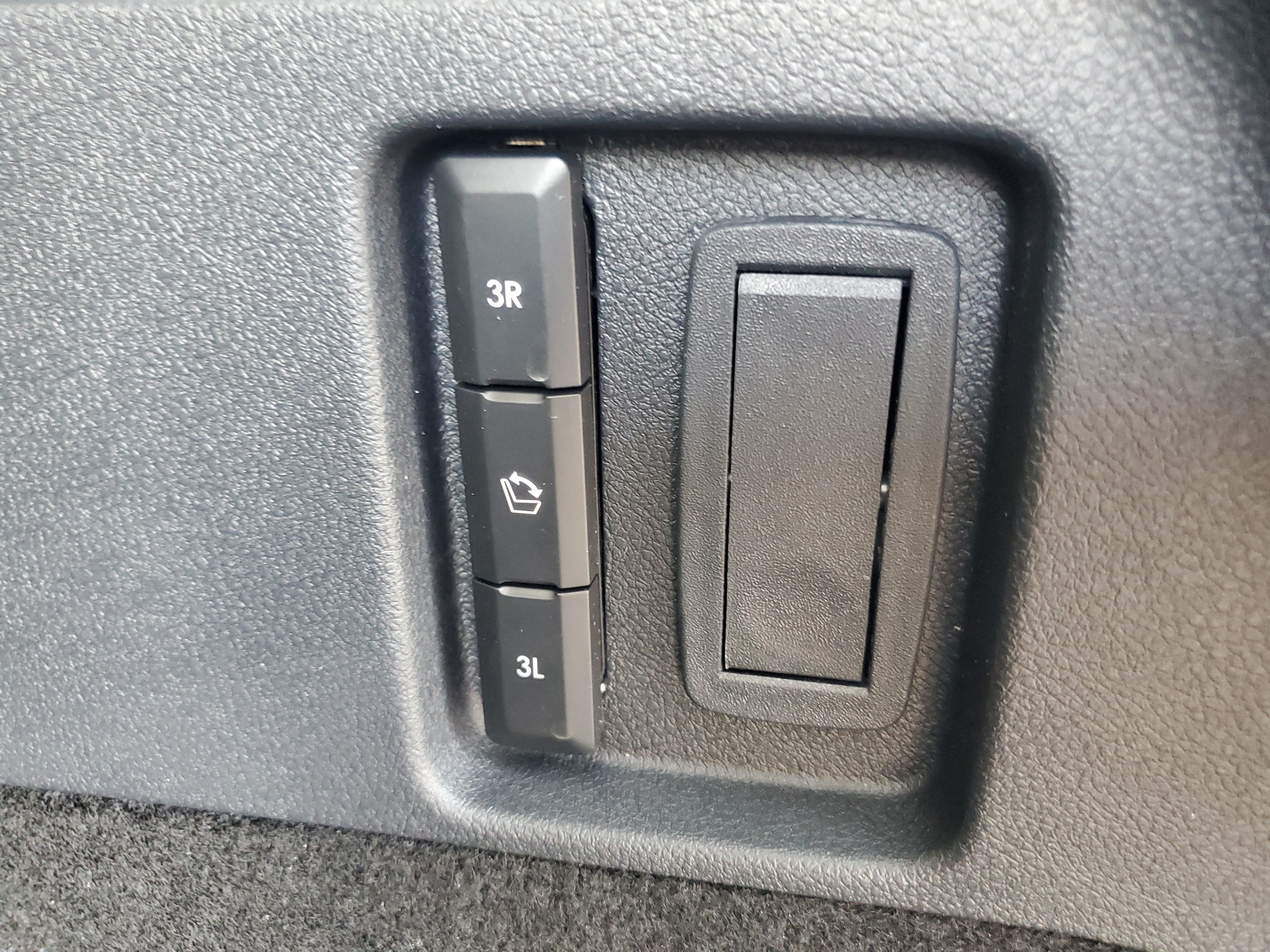 New 2026 Lincoln Aviator AWD image 29