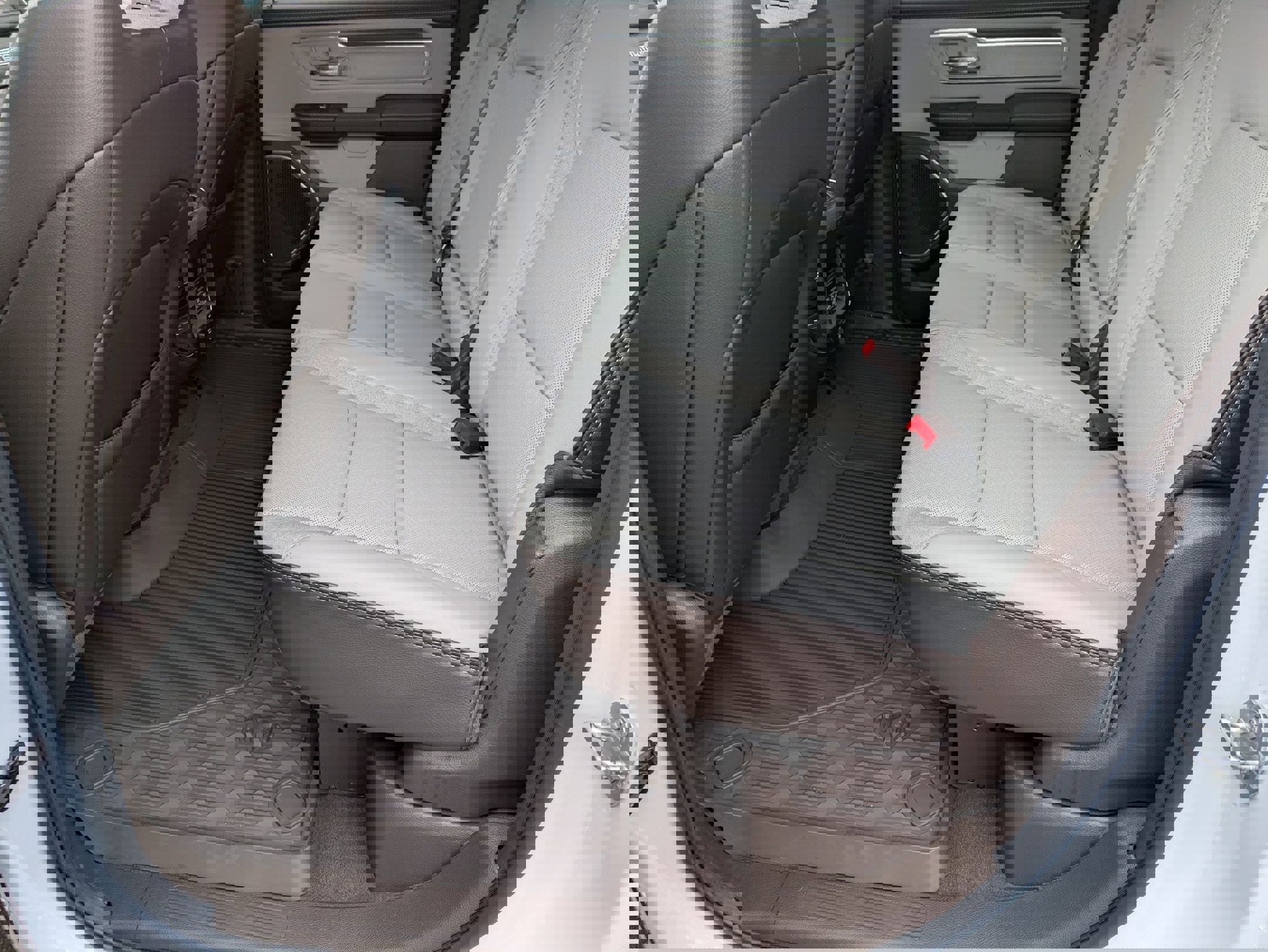 Certified 2026 RAM 1500 Laramie w/ Bed Utility Group image 29