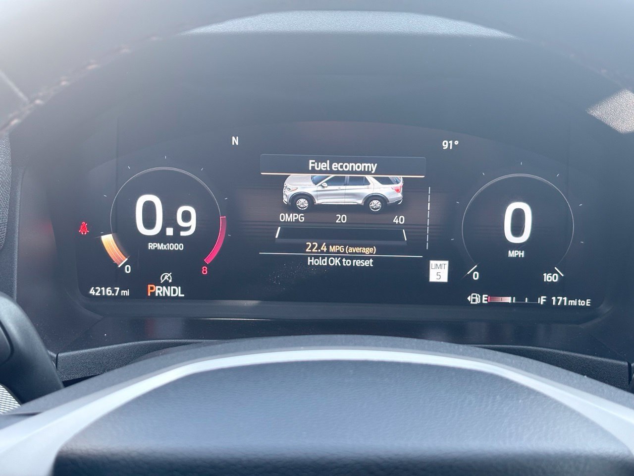 Used 2025 Ford Explorer Active RWD image 9