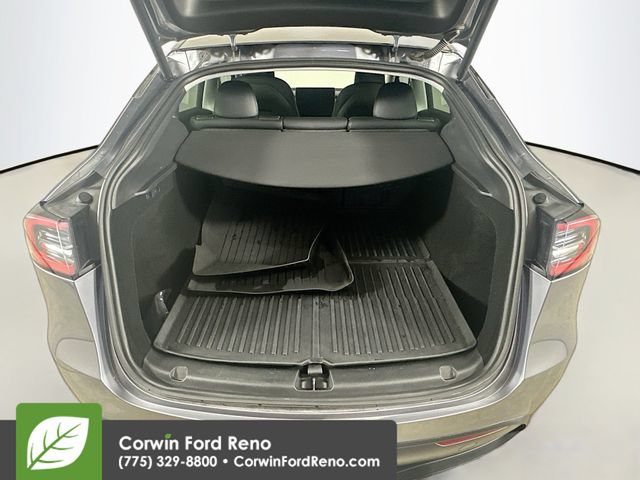 Used 2024 Tesla Model Y Performance AWD/4WD image 27