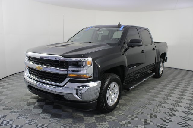 Used 2018 Chevrolet Silverado 1500 LT w/ All Star Edition image 20