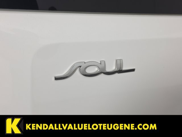 Used 2012 Kia Soul FWD image 11