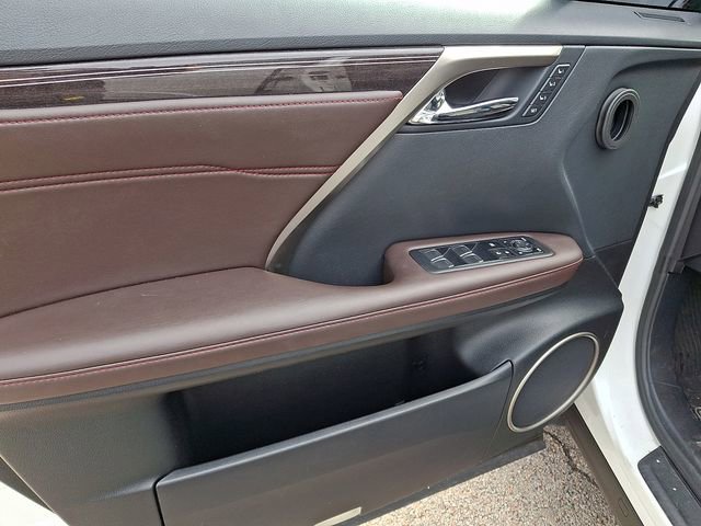 Used 2019 Lexus RX 450hL Luxury w/ Accessory Package image 12