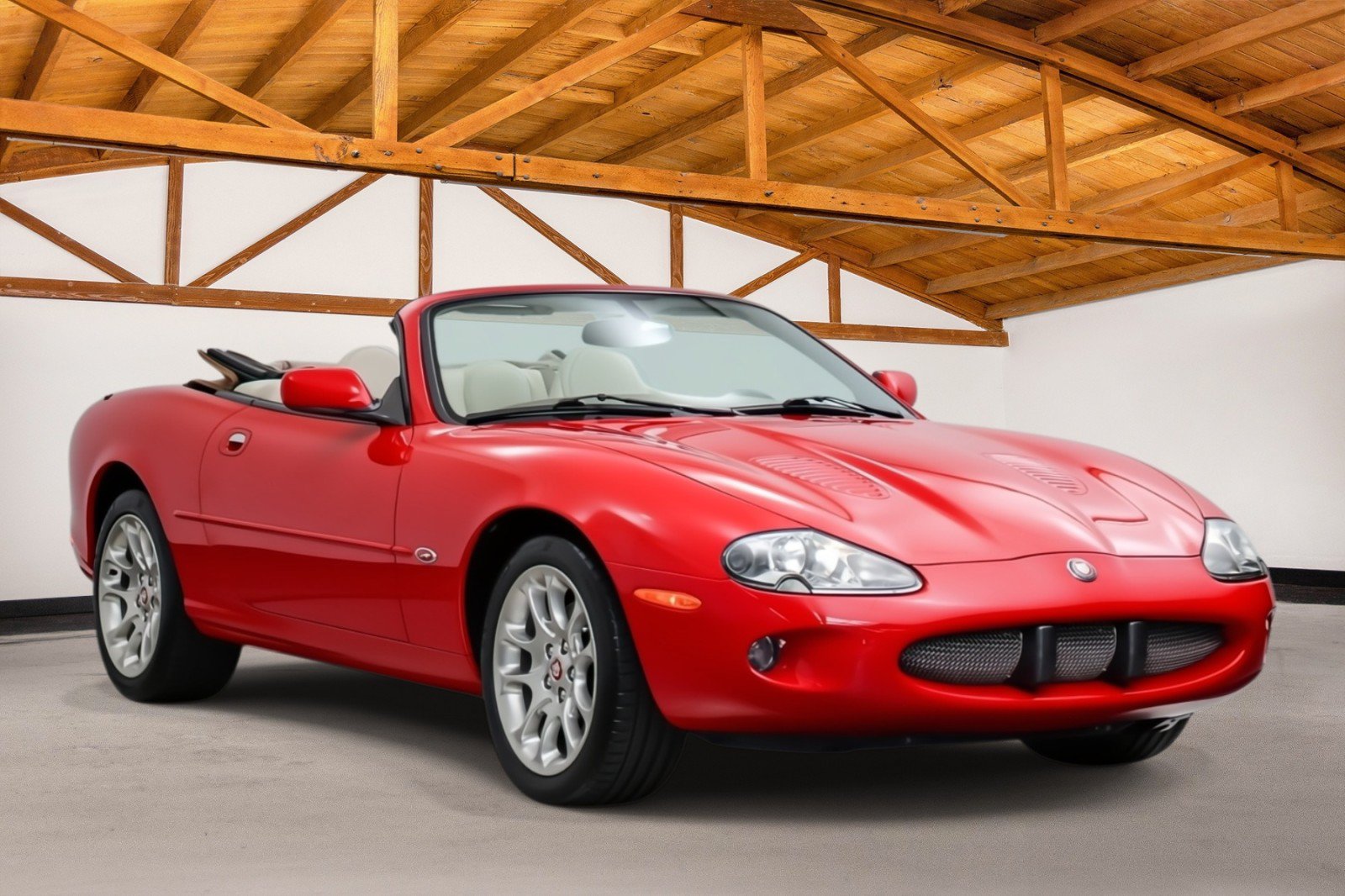 Used 2000 Jaguar XK8 Convertible RWD image 7