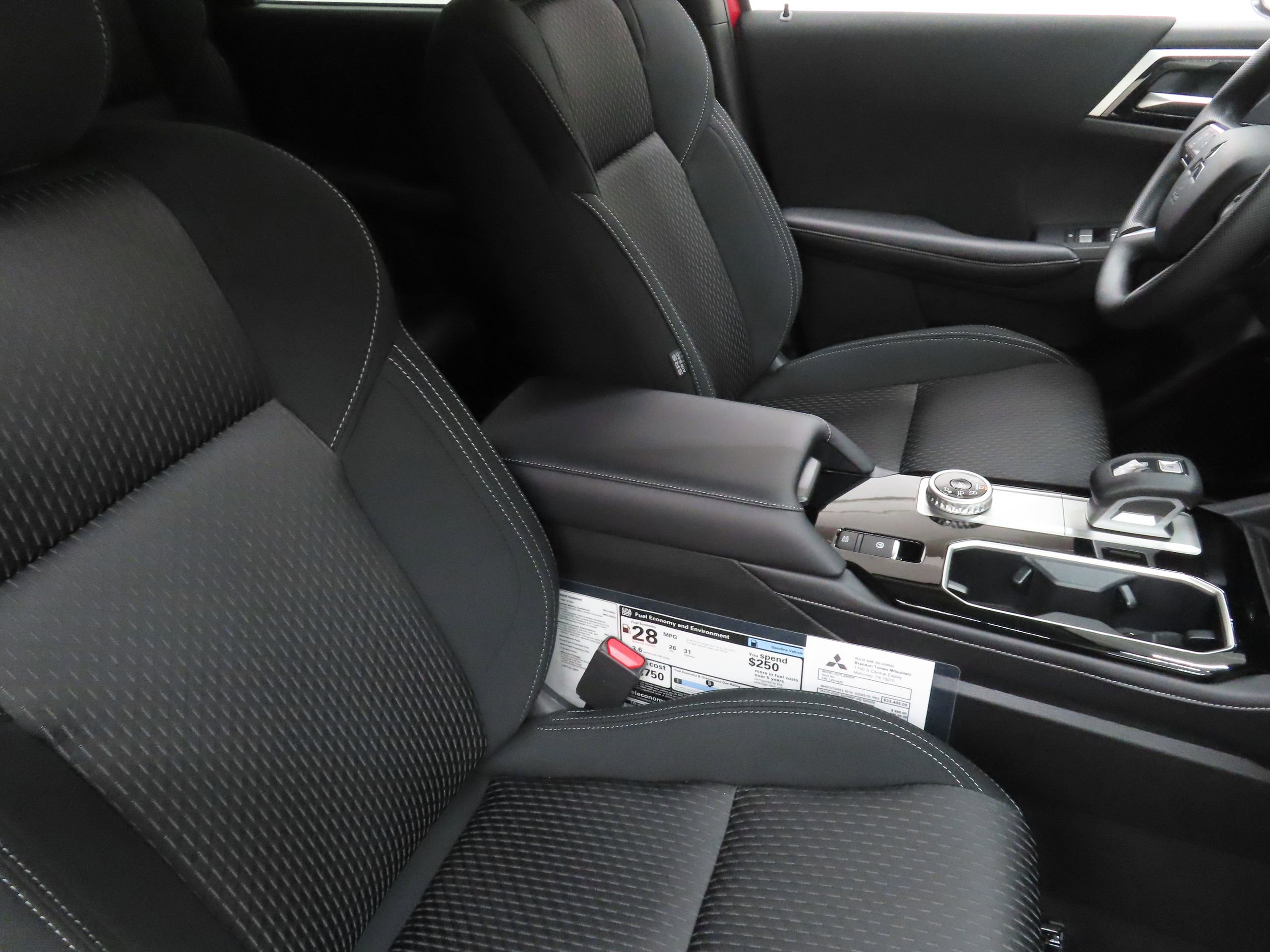 New 2026 Mitsubishi Outlander ES FWD image 25