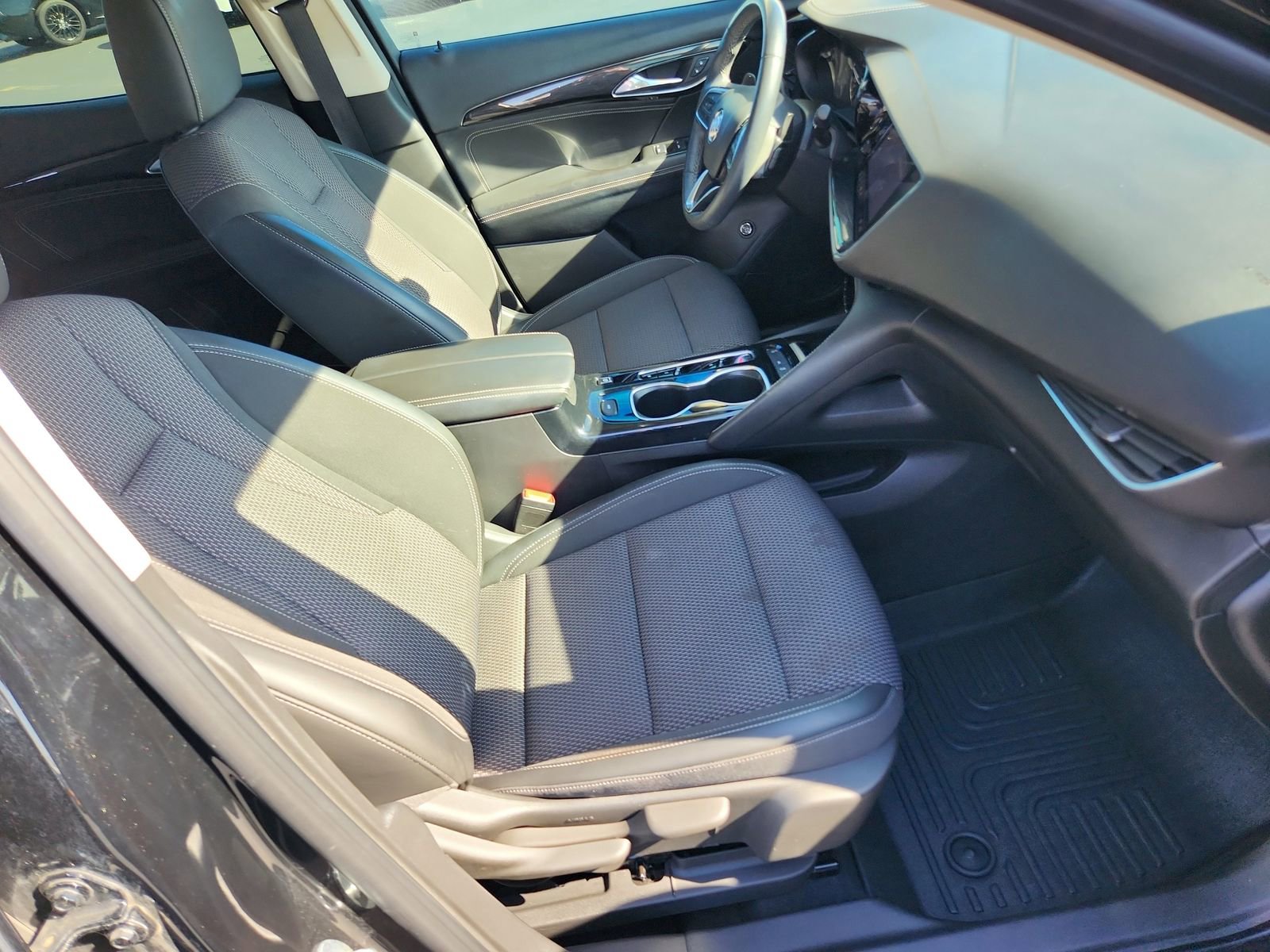 Used 2021 Buick Envision Preferred image 25