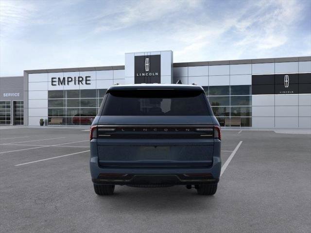 New 2026 Lincoln Navigator Reserve w/ Jet Appearance Package AWD/4WD image 5