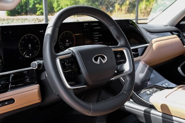 Used 2025 INFINITI QX80 Luxe AWD/4WD image 22