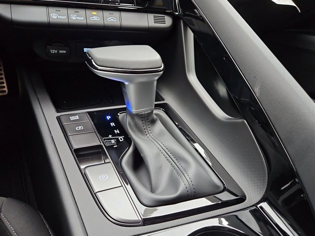 New 2026 Hyundai Elantra SEL FWD image 14