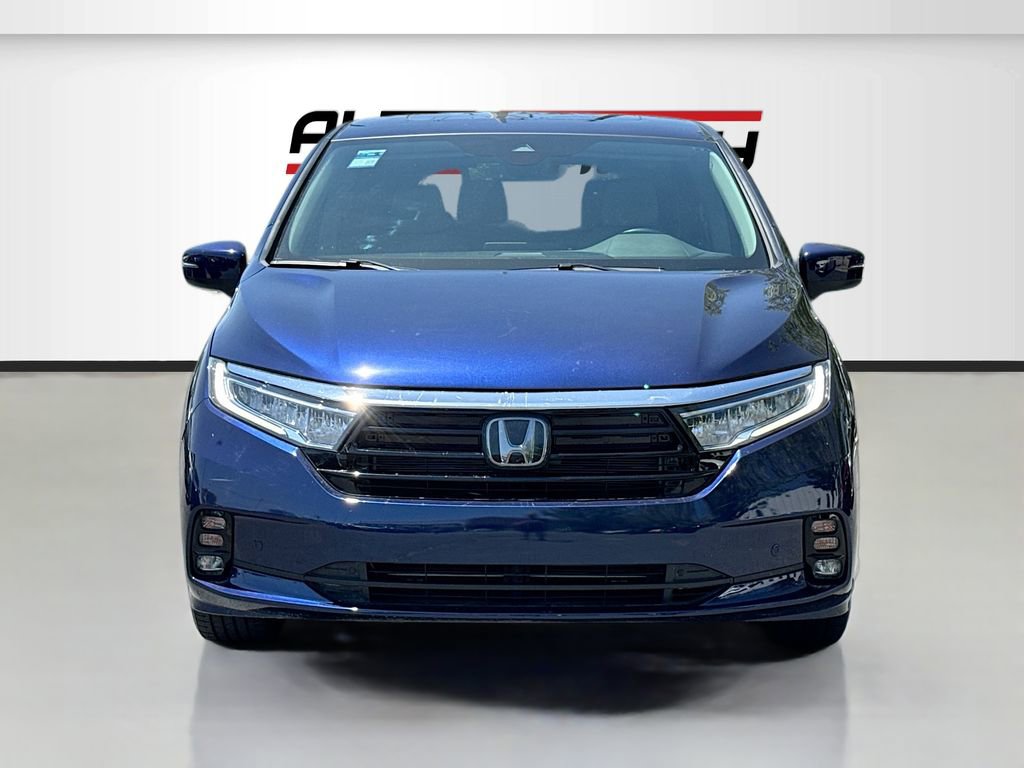 Used 2023 Honda Odyssey Touring image 2