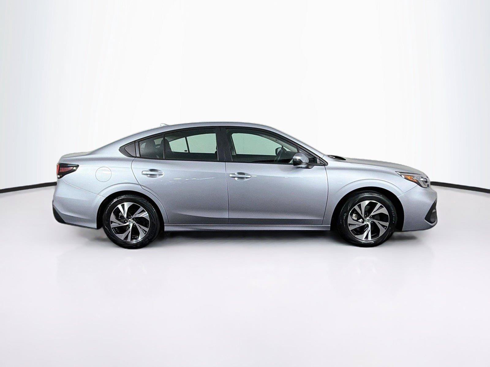 Used 2025 Subaru Legacy Premium AWD/4WD image 12